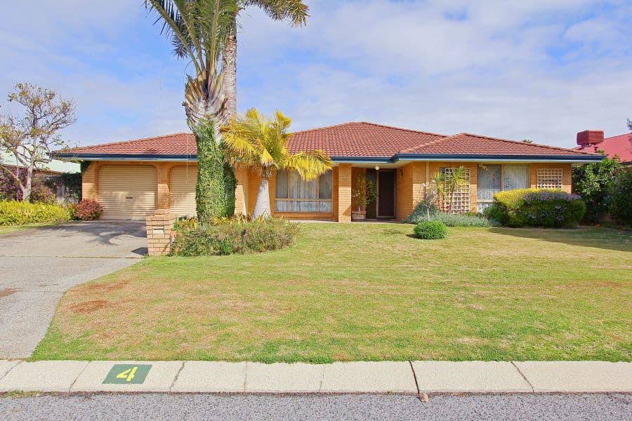 4 Timberlane Crescent, Beechboro WA 6063, Beechboro - Image 1