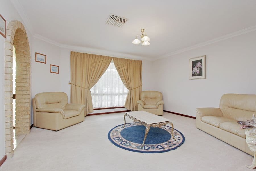 4 Timberlane Crescent, Beechboro WA 6063, Beechboro - Thumbnail 7