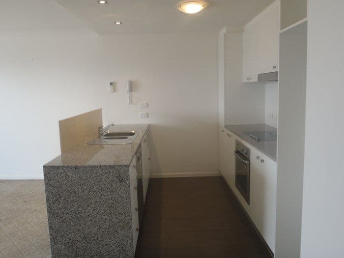 907/17 Dooring Place, Braddon ACT 2612, Braddon - Thumbnail 2