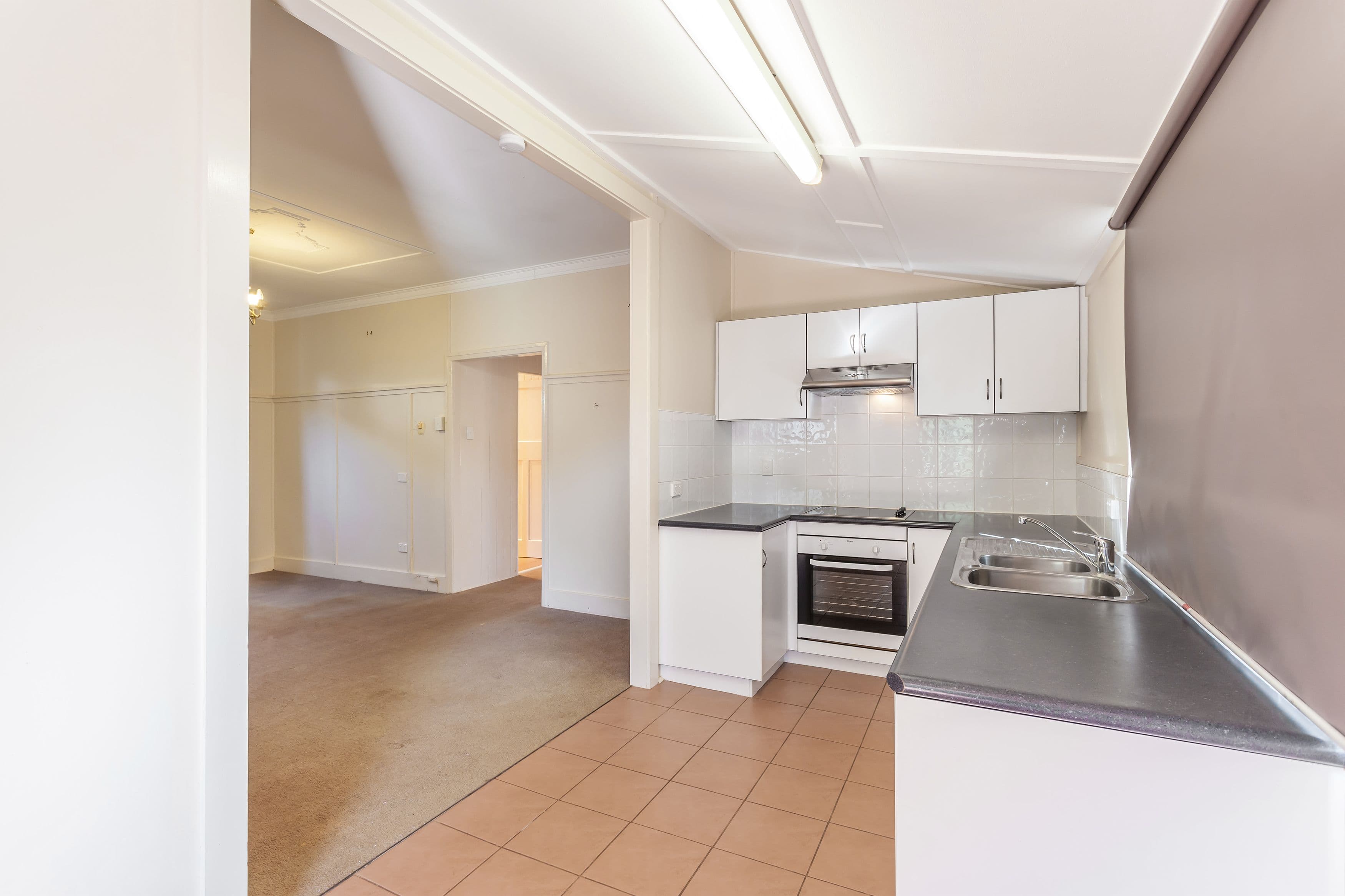 16 Charles Street, Newtown QLD 4350, Newtown - Thumbnail 3