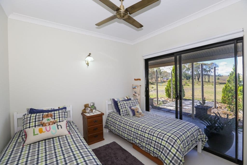456 Saal Road, Spring Creek QLD 4361, Spring Creek - Thumbnail 8