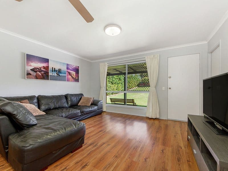 24 Chaplin Crescent, Oxenford QLD 4210, Oxenford - Thumbnail 3