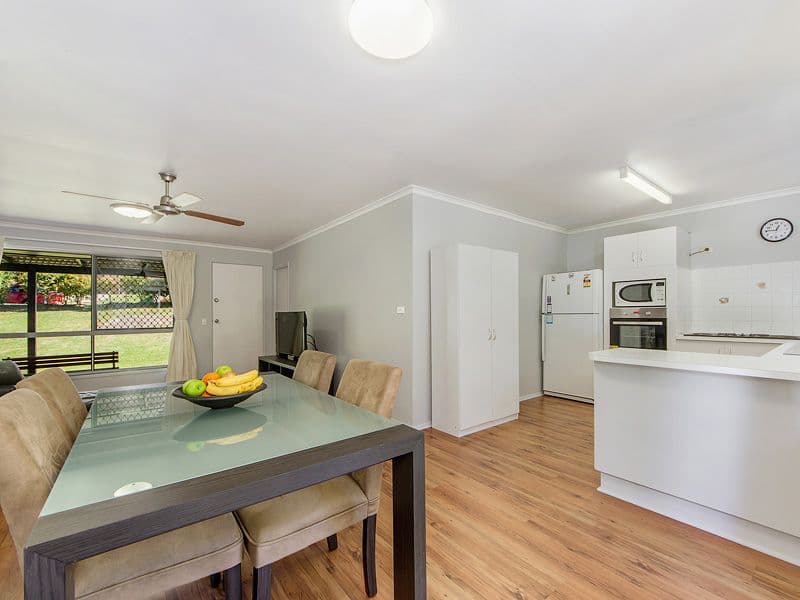 24 Chaplin Crescent, Oxenford QLD 4210, Oxenford - Thumbnail 4