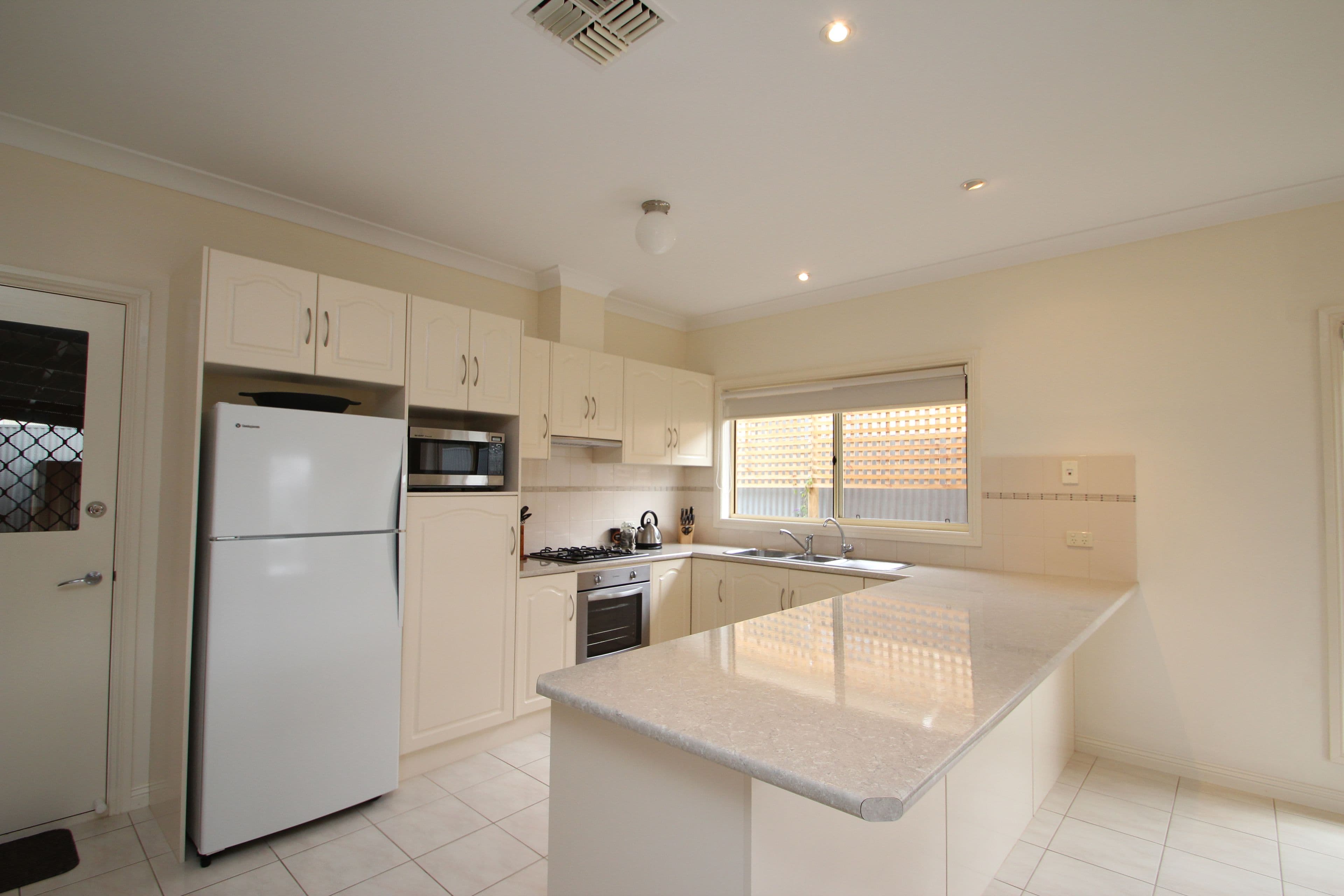 10 Harriett Street, Clare SA 5453, Clare - Thumbnail 3