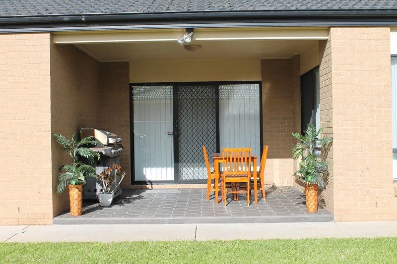 1/2 Pilar Court, MOLENDINAR QLD 4214, Molendinar - Thumbnail 8