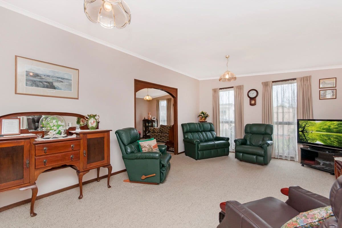 45-47 Strachan Street, Hamilton VIC 3300, Hamilton - Thumbnail 5