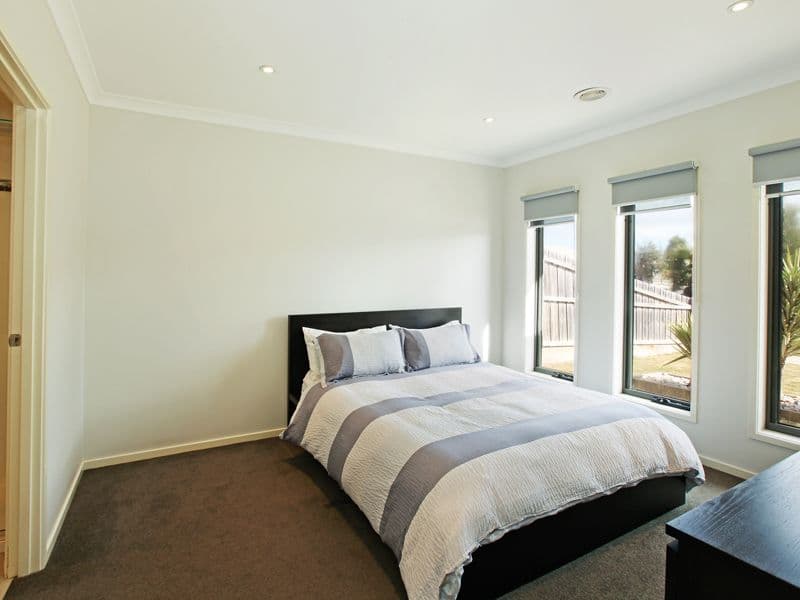 13 MacFarlane Street, Marshall VIC 3216, Marshall - Thumbnail 4