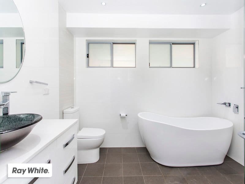 39 Barton Drive, Kiama Downs - Thumbnail 3