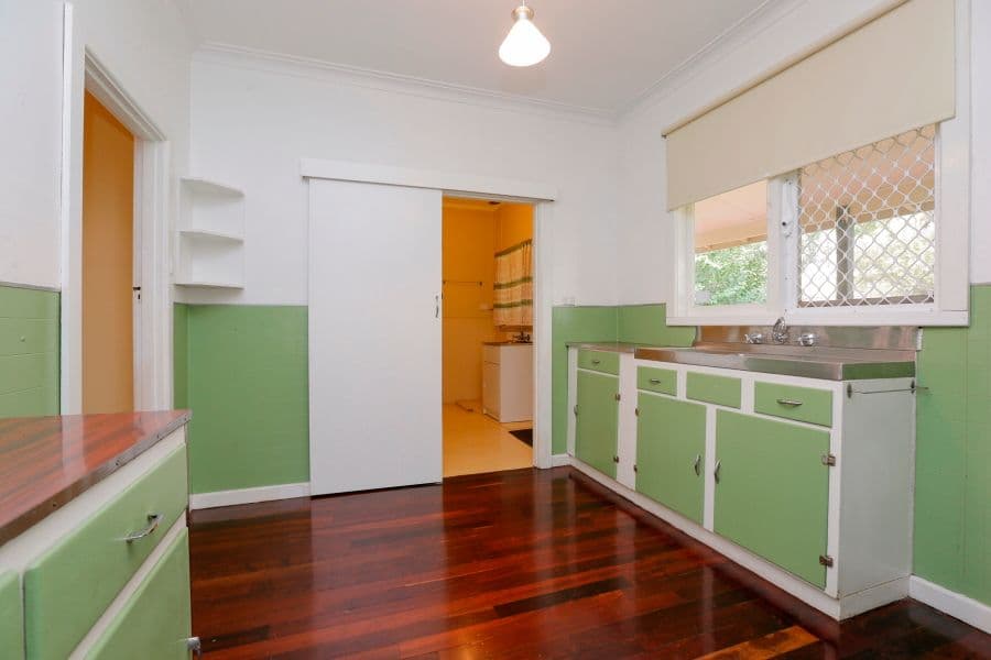 42 Ross Street, Cloverdale WA 6105, Cloverdale - Thumbnail 3