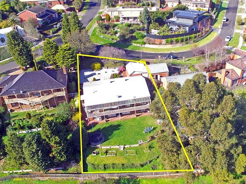 17 Summerhill Terrace, Highton VIC 3216, Highton - Image 1