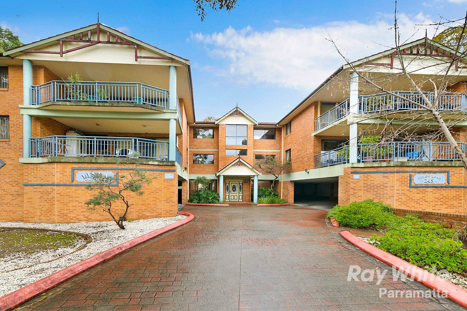 245 Targo Road, Toongabbie NSW 2146, Toongabbie - Image 1