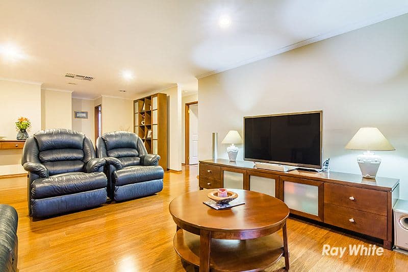 22 Henry Lawson Drive, Lynbrook VIC 3975, Lynbrook - Thumbnail 2