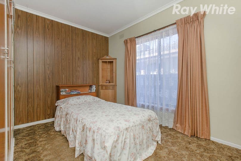 30 Banff Street, Reservoir VIC 3073, Reservoir - Thumbnail 8