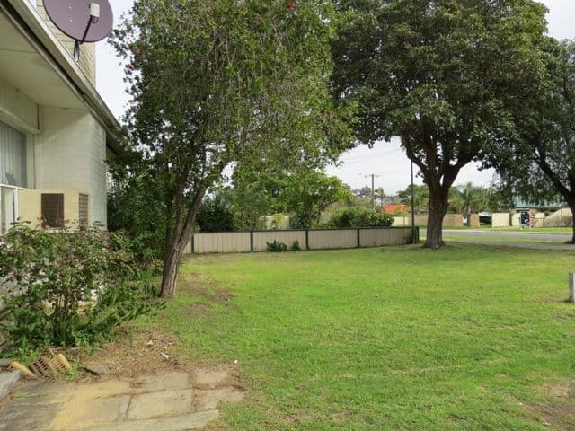 9 Sussex Road, Forrestfield WA 6058, Forrestfield - Thumbnail 5