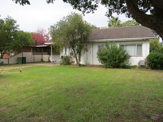 9 Sussex Road, Forrestfield WA 6058, Forrestfield - Thumbnail 4