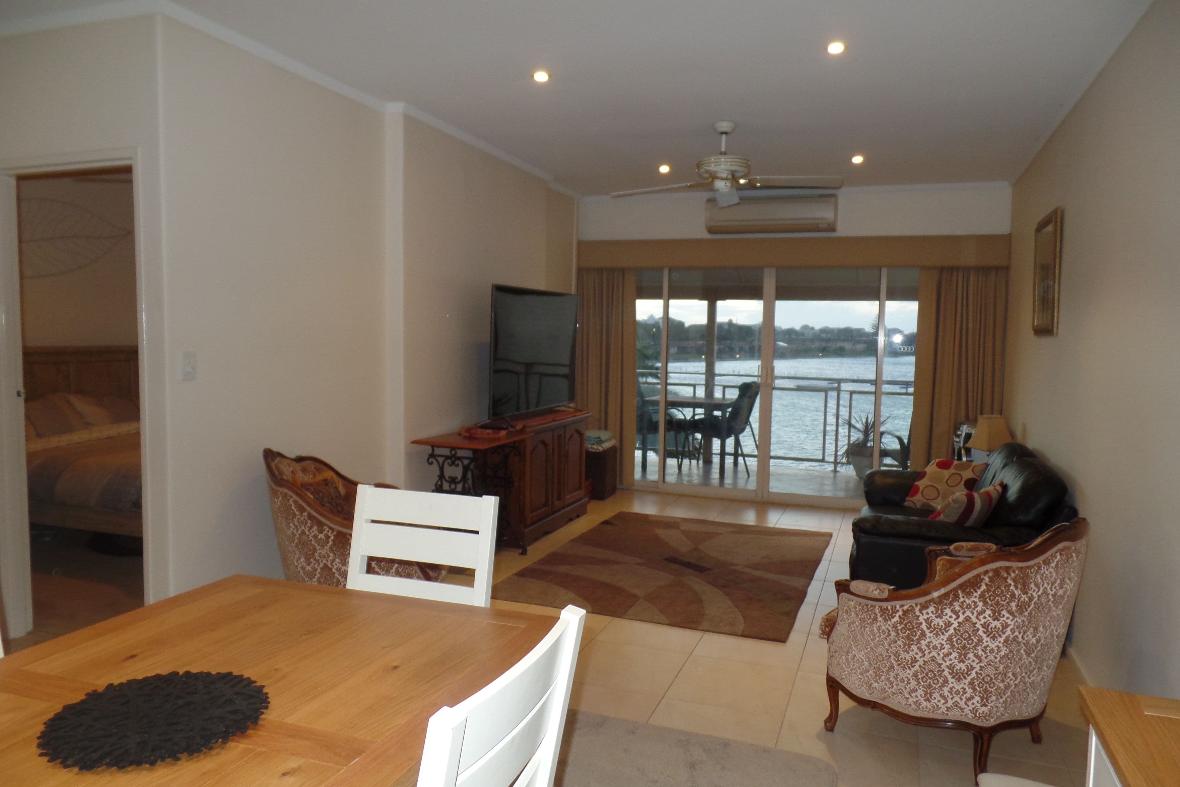 9, 242 Trimmer Parade, West Lakes SA 5021, West Lakes - Thumbnail 2