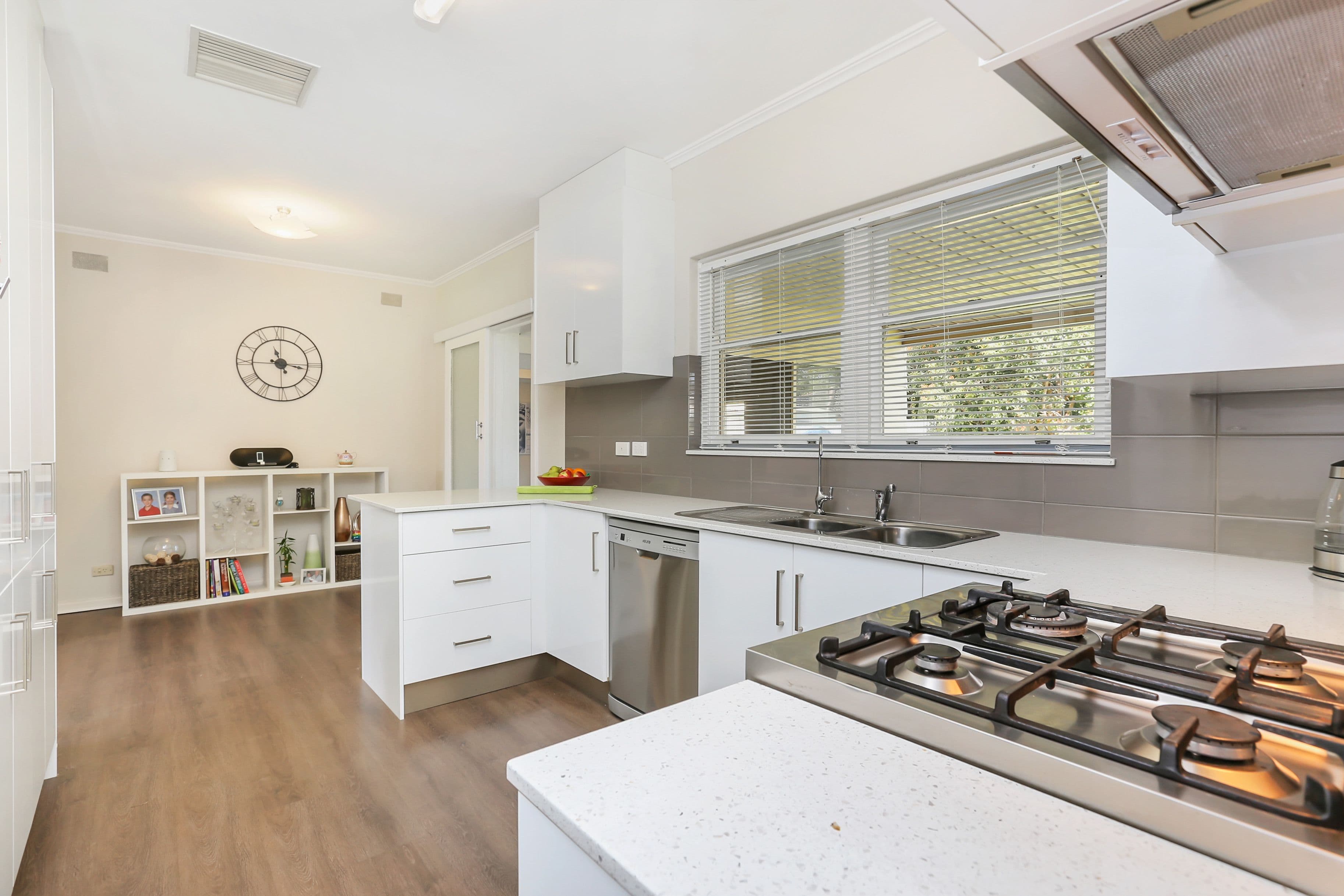 6 Knightsbridge Avenue, Valley View SA 5093, Valley View - Thumbnail 5