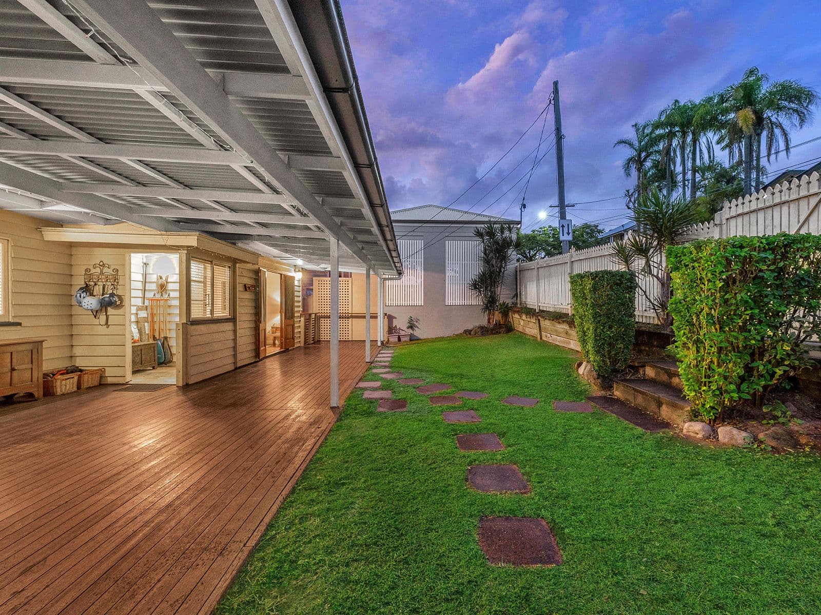 18 Trafalgar Street, Morningside QLD 4170, Morningside - Thumbnail 2