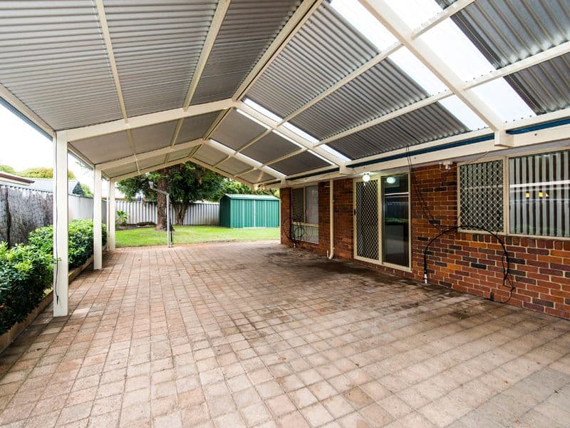 20 Tea Tree Way, Thornlie WA 6108, Thornlie - Thumbnail 4