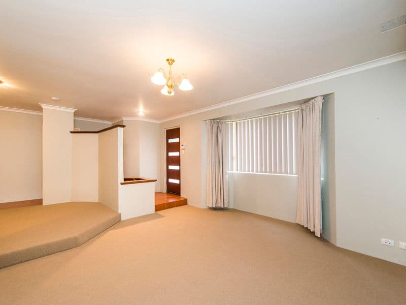20 Tea Tree Way, Thornlie WA 6108, Thornlie - Thumbnail 8