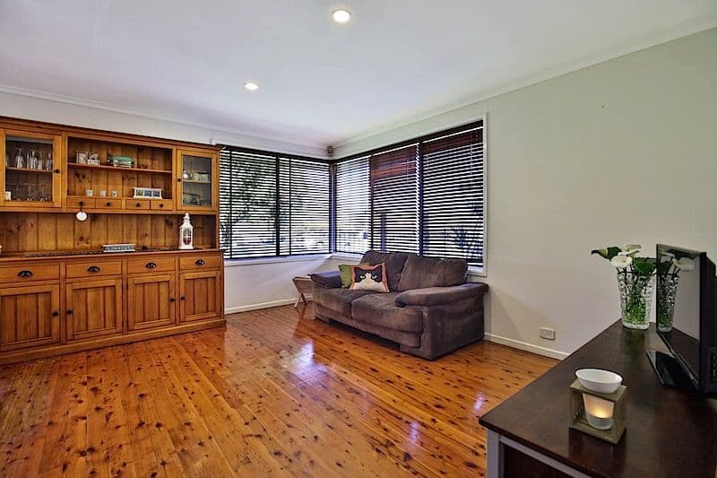 52 Roycroft Avenue, Mount Warrigal - Thumbnail 2