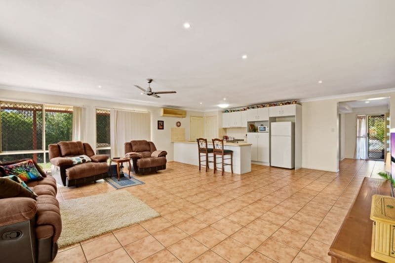 18 Silvester Street, North Lakes QLD 4509, North Lakes - Thumbnail 3