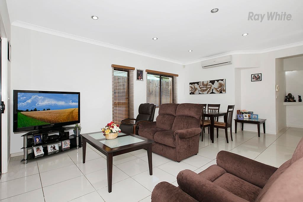 33 Kangaroo Street, North Lakes QLD 4509, North Lakes - Thumbnail 3