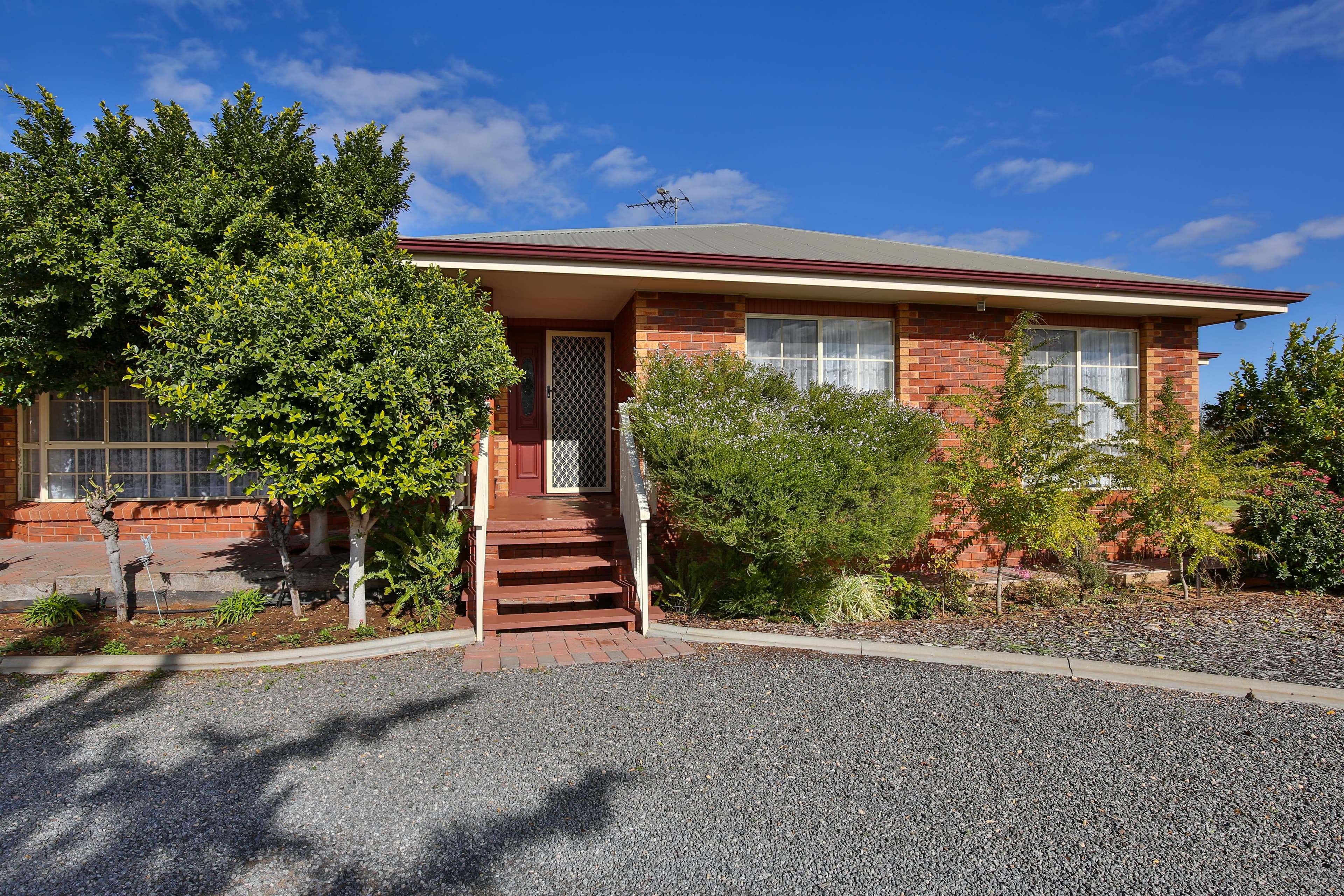 159 Gordon Avenue, Mildura VIC 3500, Mildura - Thumbnail 2
