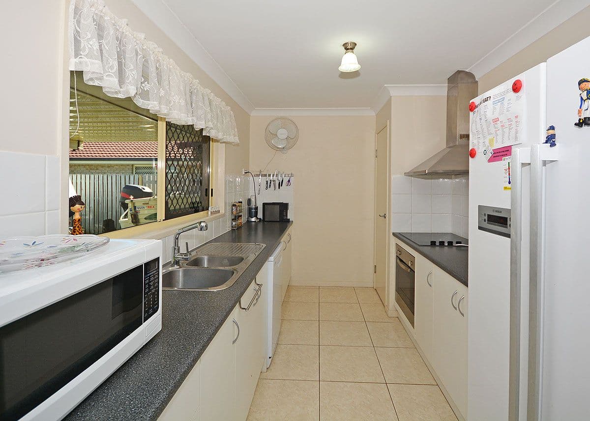 6 Isis Court, Eli Waters QLD 4655, Eli Waters - Thumbnail 2
