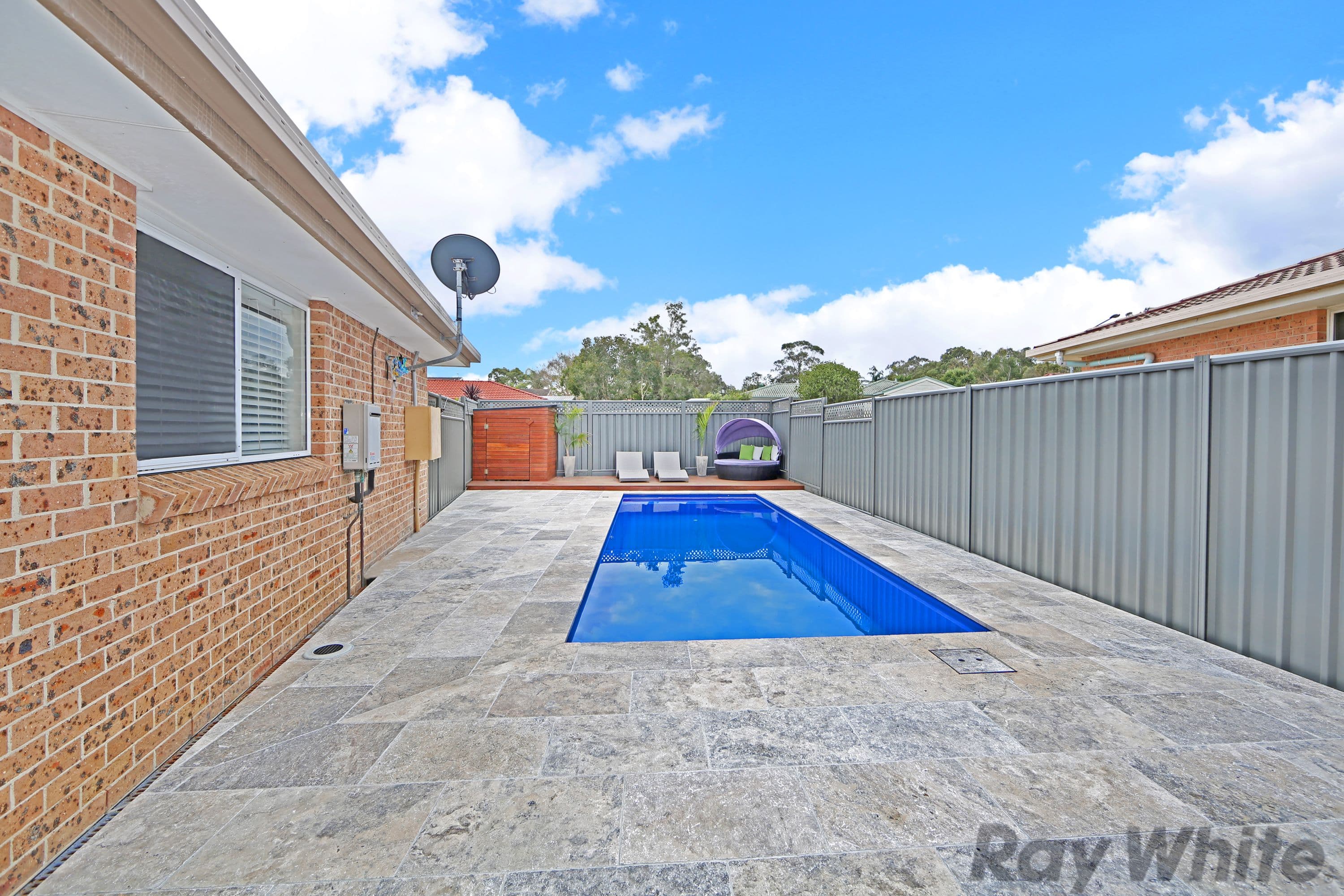 18 Parton Close, Buff Point - Thumbnail 3