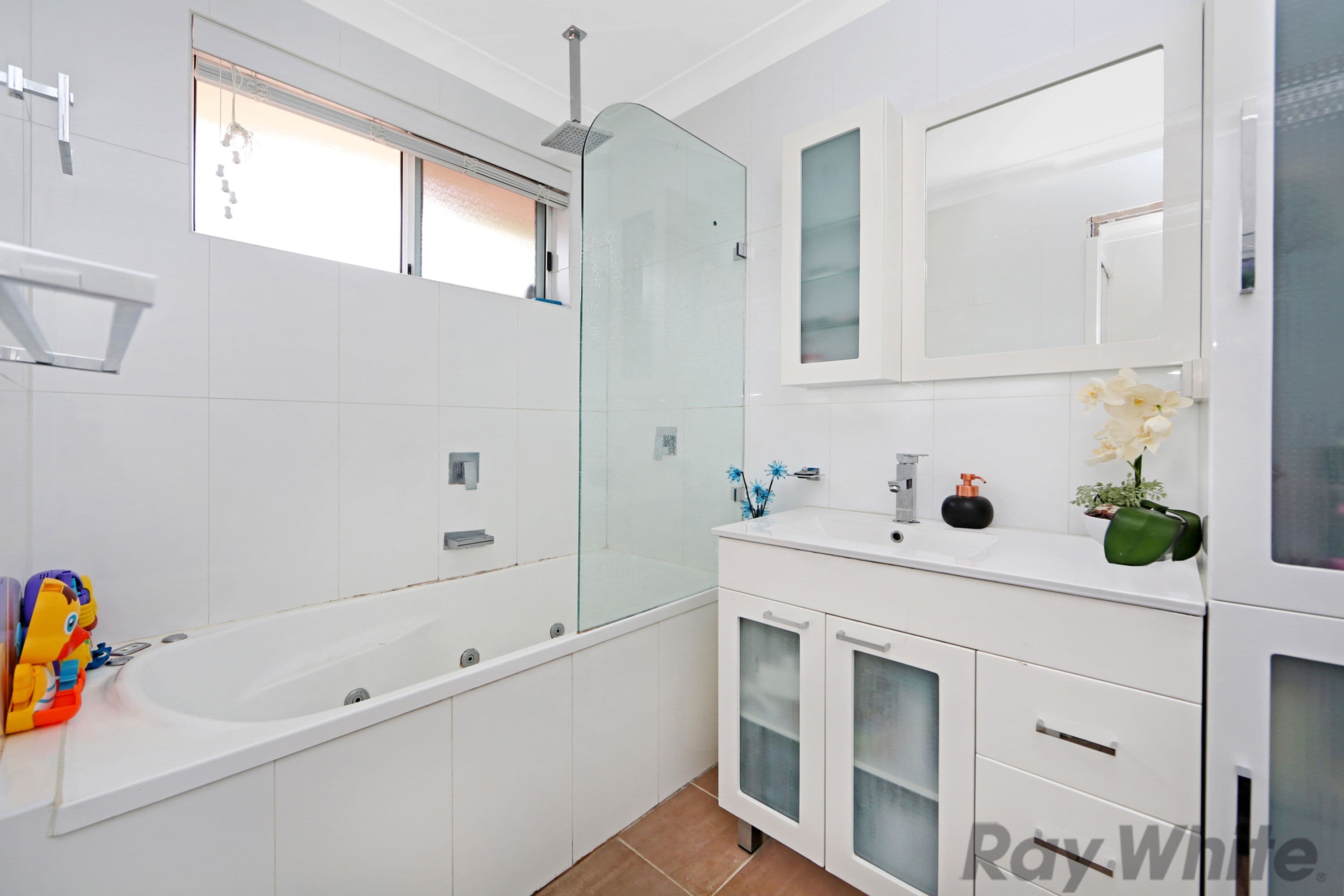 18 Parton Close, Buff Point - Thumbnail 7