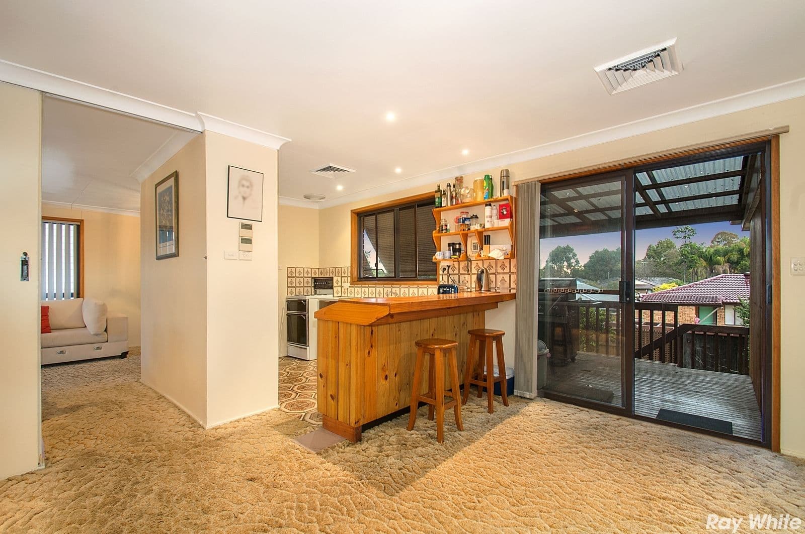 37 Andrew Thompson Drive
McGraths Hill 2756, New South Wales, McGraths Hill - Thumbnail 5
