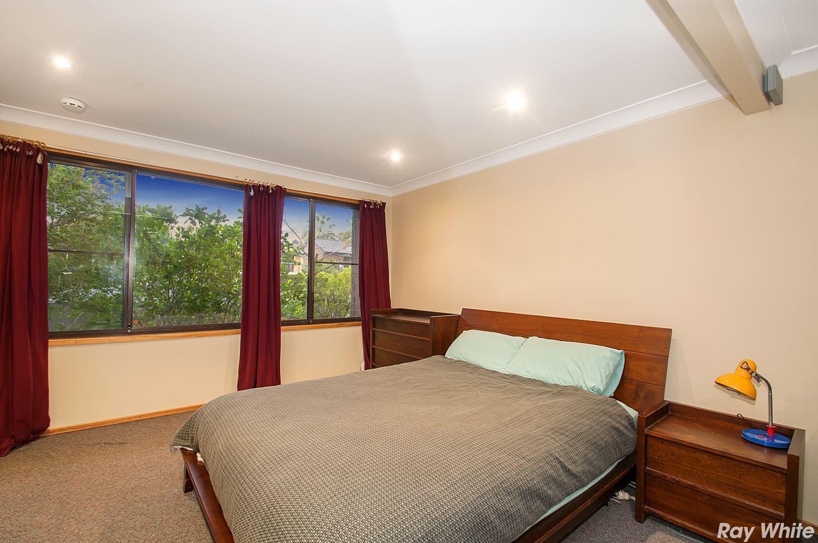 37 Andrew Thompson Drive
McGraths Hill 2756, New South Wales, McGraths Hill - Thumbnail 8