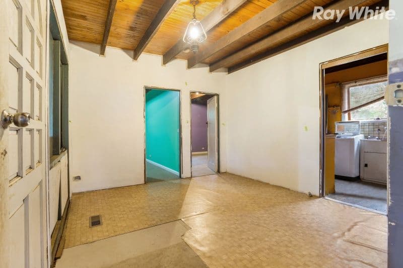 15 Baker Street, Cockatoo VIC 3781, Cockatoo - Thumbnail 4