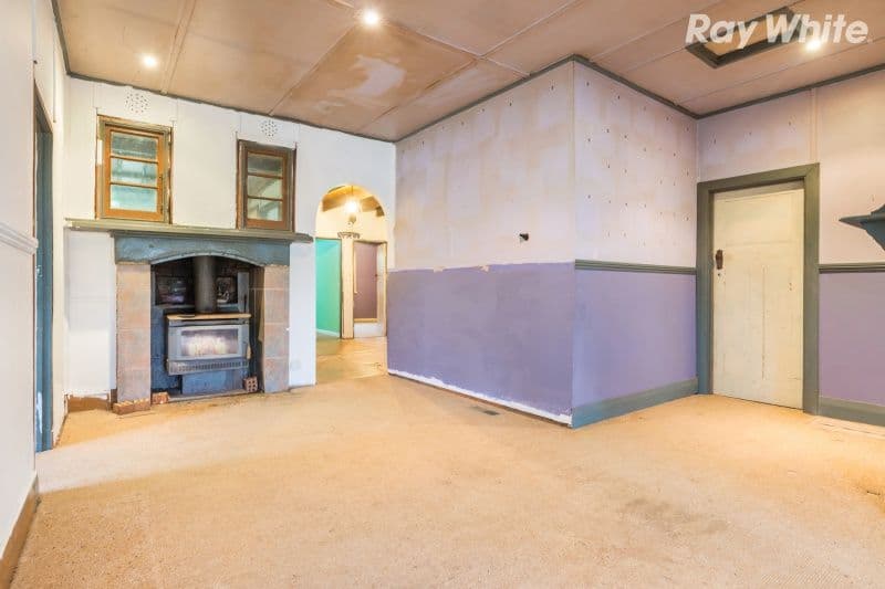 15 Baker Street, Cockatoo VIC 3781, Cockatoo - Thumbnail 5