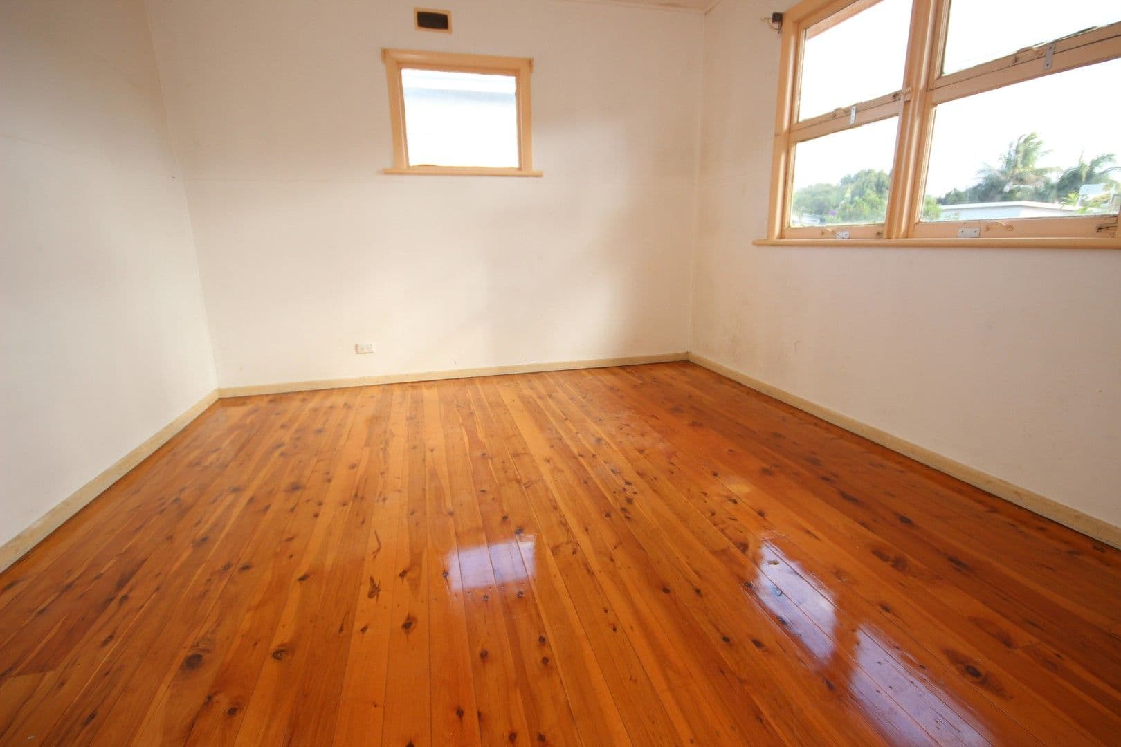 8 Floral Avenue, Tweed Heads South - Thumbnail 2