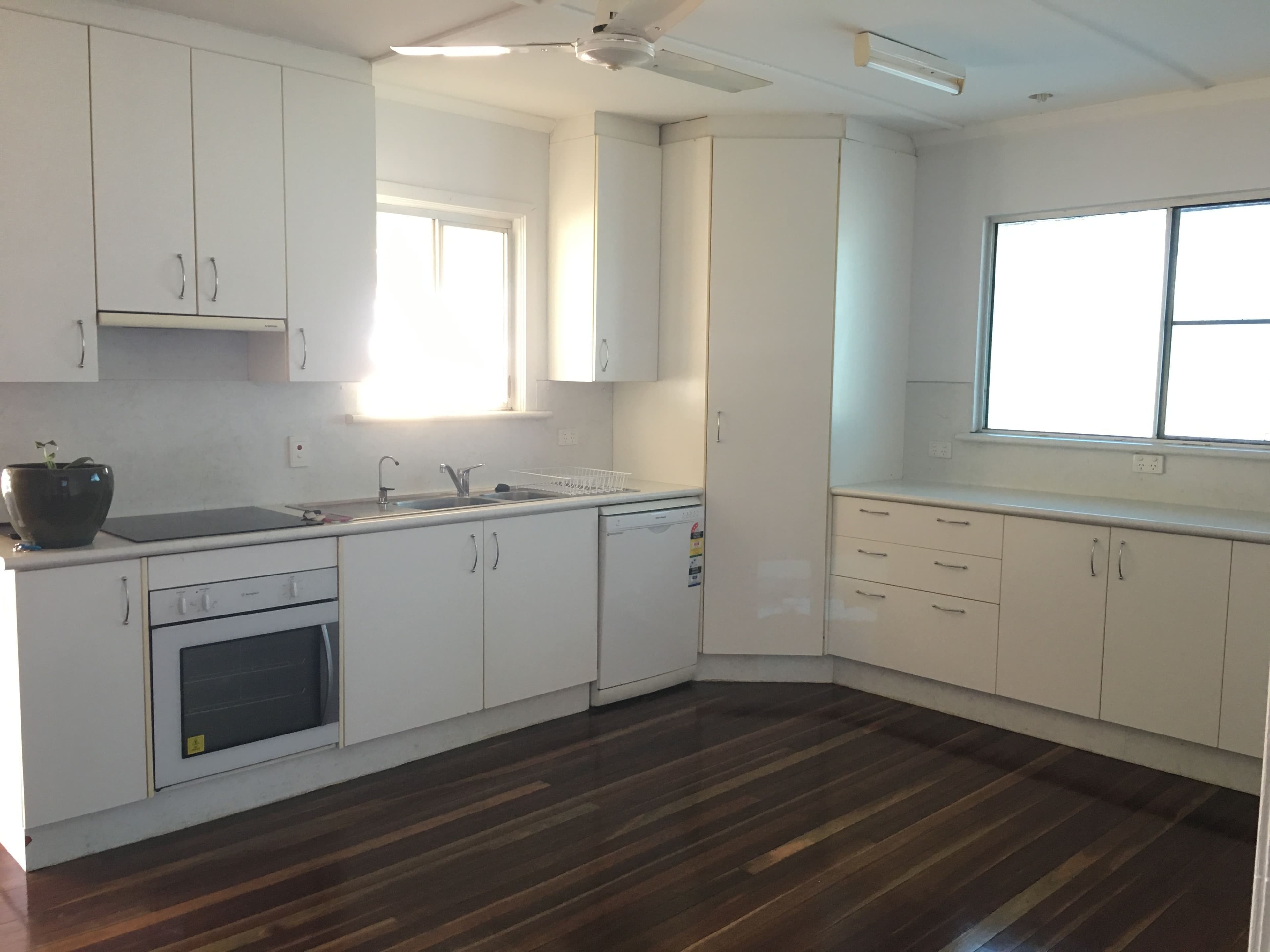 16 Emerald Street, Mount Isa QLD 4825, Mount Isa - Thumbnail 2