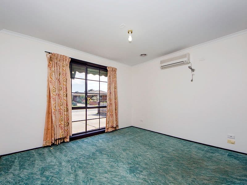 4 Lorikeet Court, Werribee VIC 3030, Werribee - Thumbnail 6