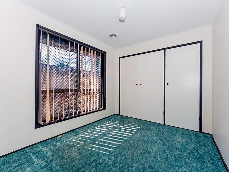 4 Lorikeet Court, Werribee VIC 3030, Werribee - Thumbnail 5