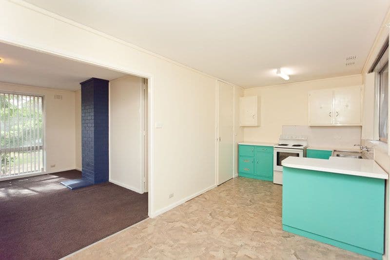 6 Molloy Crescent, Cook ACT 2614, Cook - Image 1