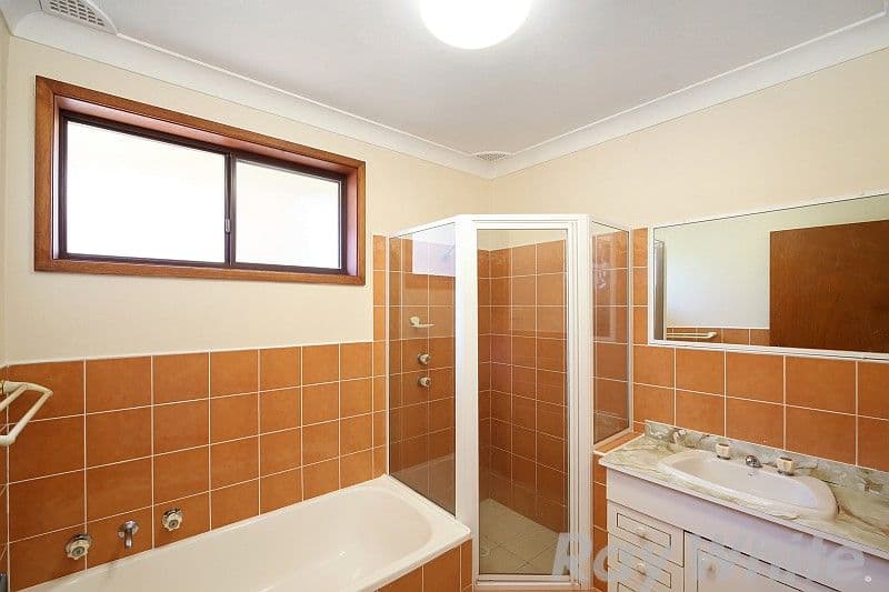 10 Moss Avenue, Toukley - Thumbnail 5