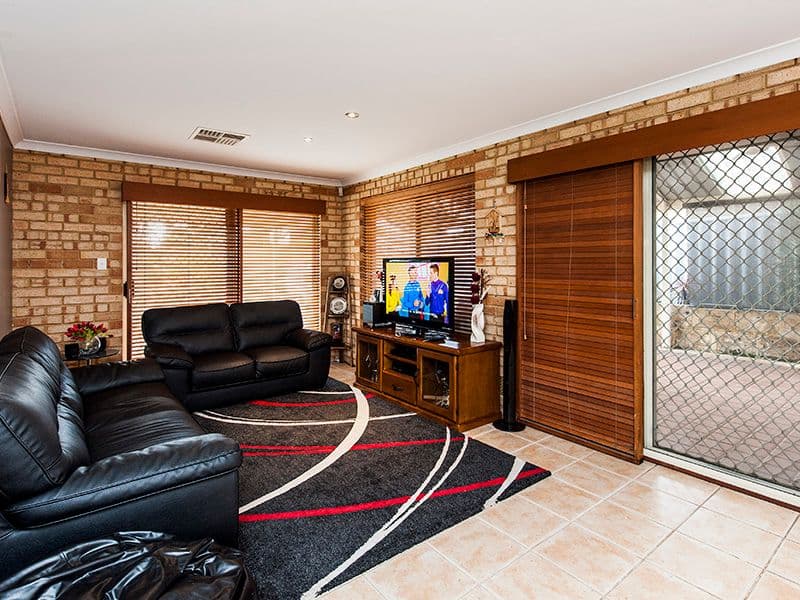 10 Muir Close, Waikiki WA 6169, Waikiki - Thumbnail 3