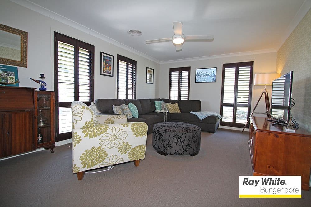 15 Angus Place, Bungendore - Thumbnail 3