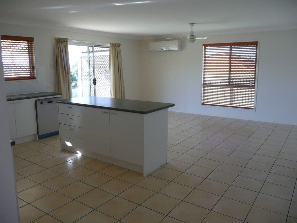 5 Kumnick Street, Upper Coomera QLD 4209, Upper Coomera - Thumbnail 3