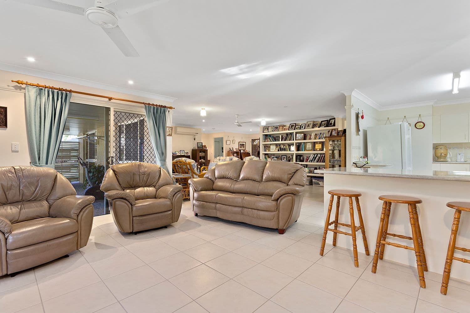 8 Kingfisher Drive, Yeppoon QLD 4703, Yeppoon - Thumbnail 4