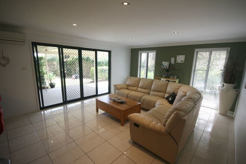 12 Tallowood Street, South Grafton - Thumbnail 2