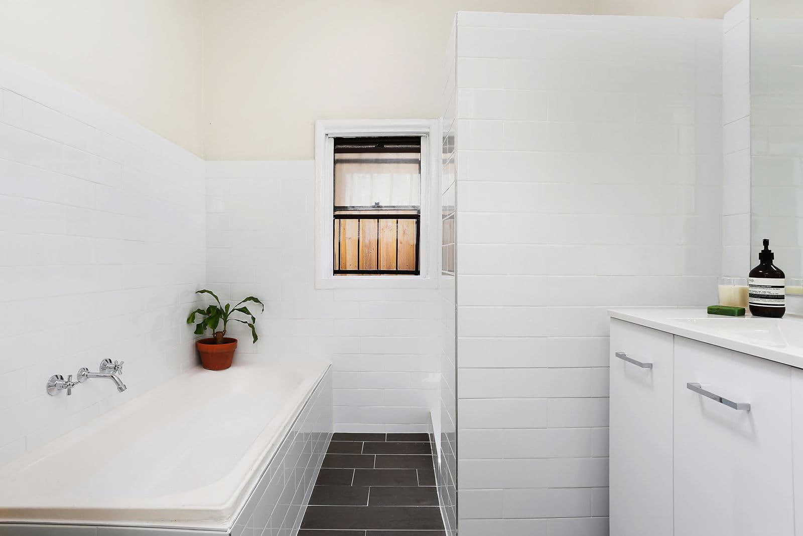 1144 Botany Road, Botany - Thumbnail 4