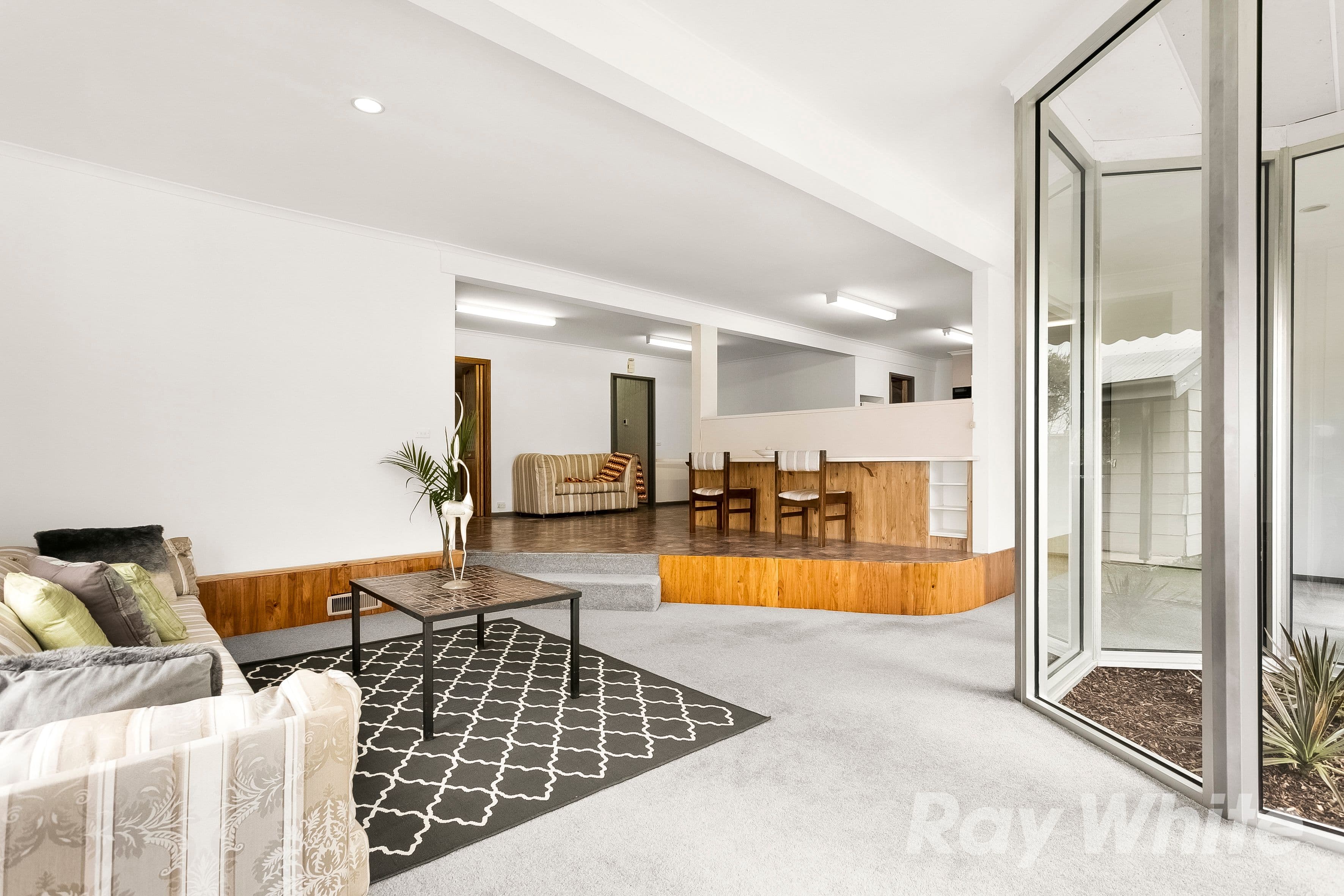18 Strada Crescent, Wheelers Hill VIC 3150, Wheelers Hill - Thumbnail 4