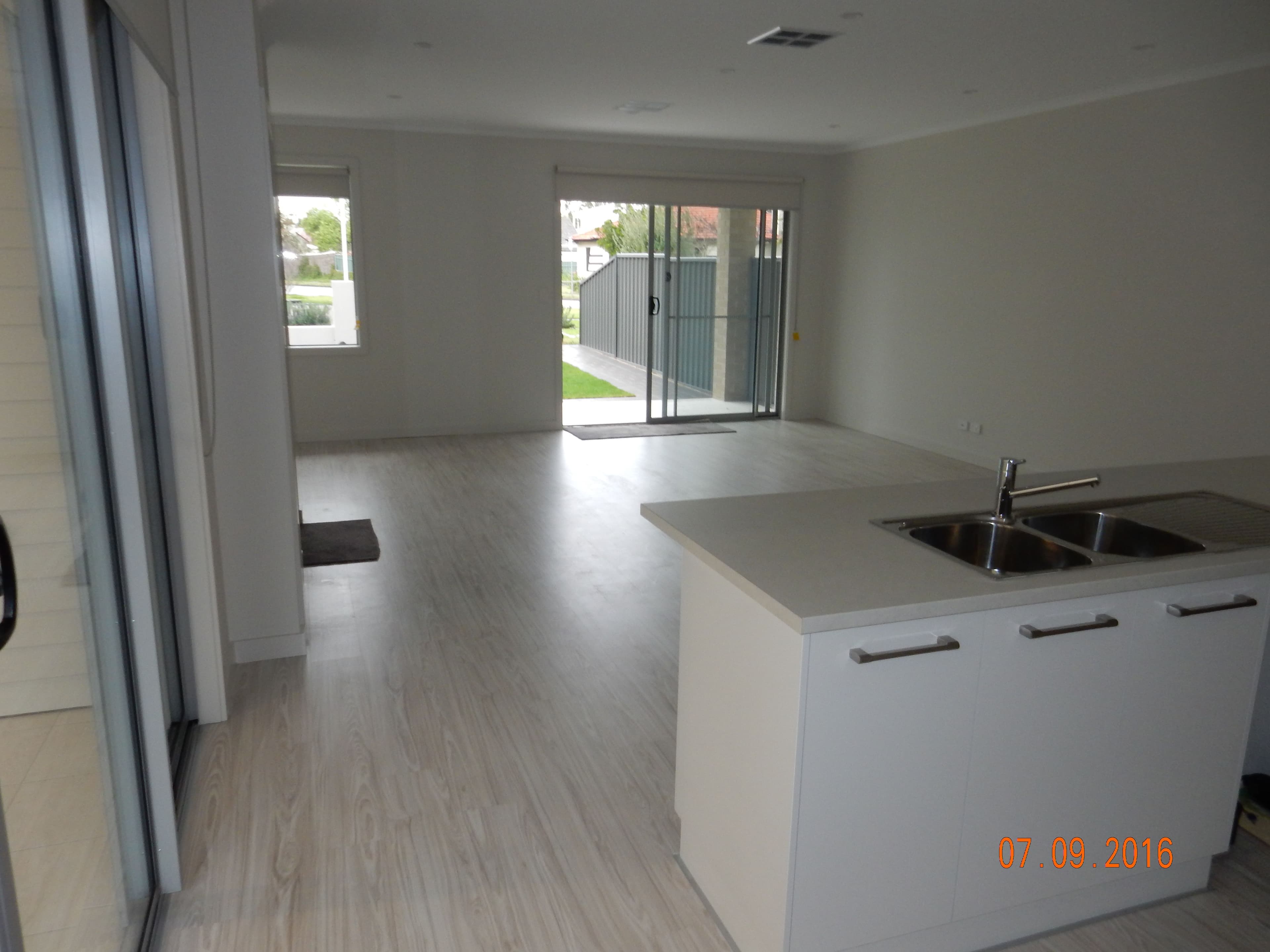 4E/2-11 Aroona Place, Glenelg North SA 5045, Glenelg North - Thumbnail 2