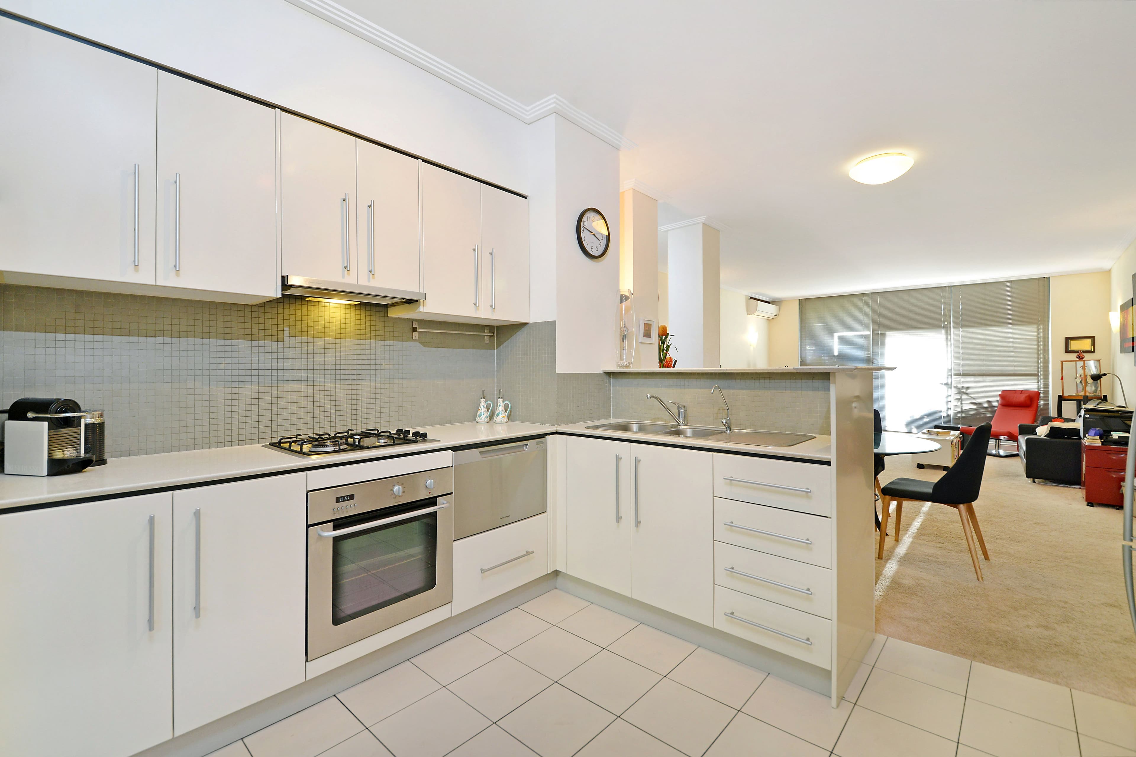 4 The Piazza, Wentworth Point NSW 2127, Wentworth Point - Thumbnail 4